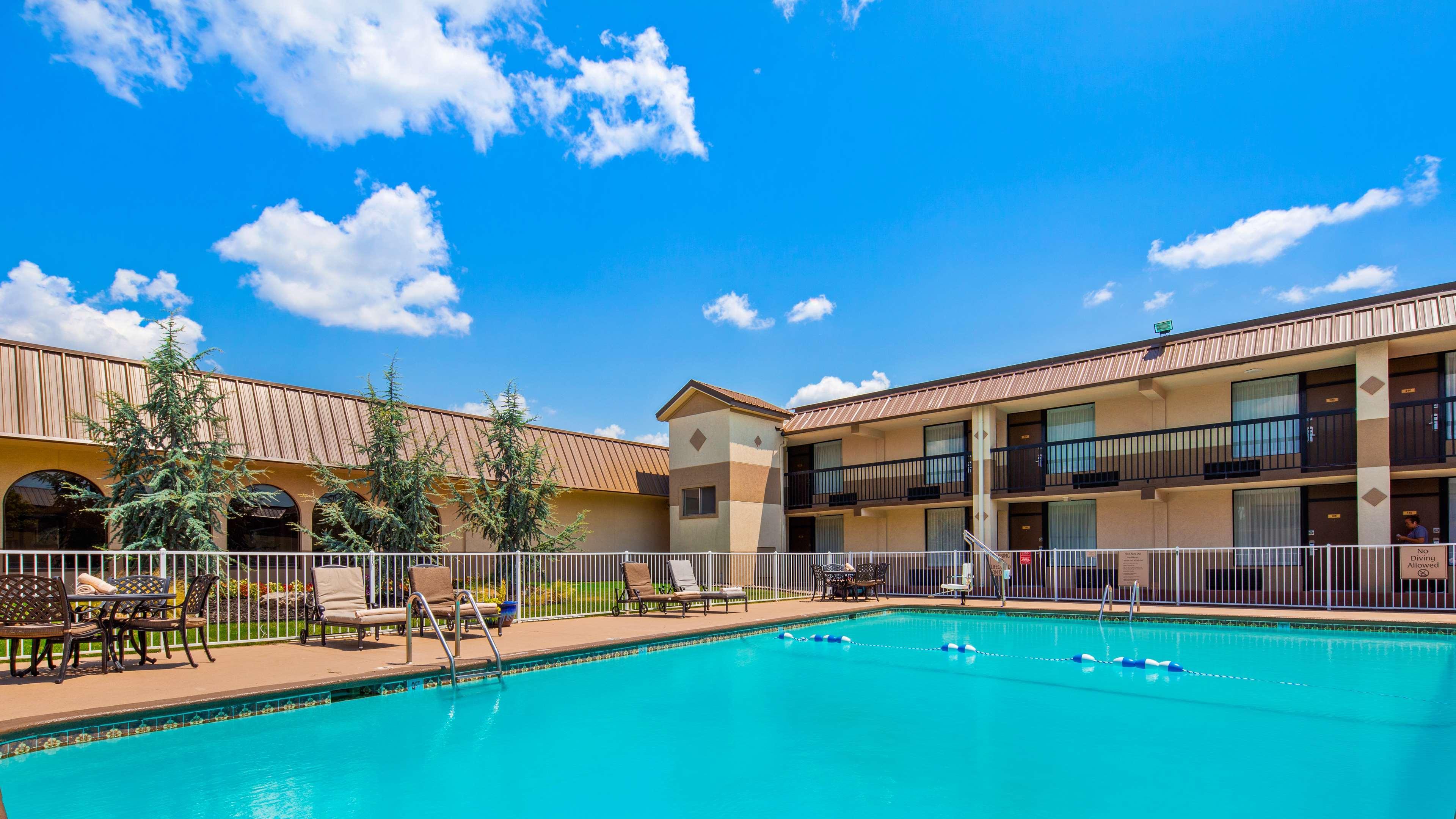 Best Western Tulsa Airport מראה חיצוני תמונה