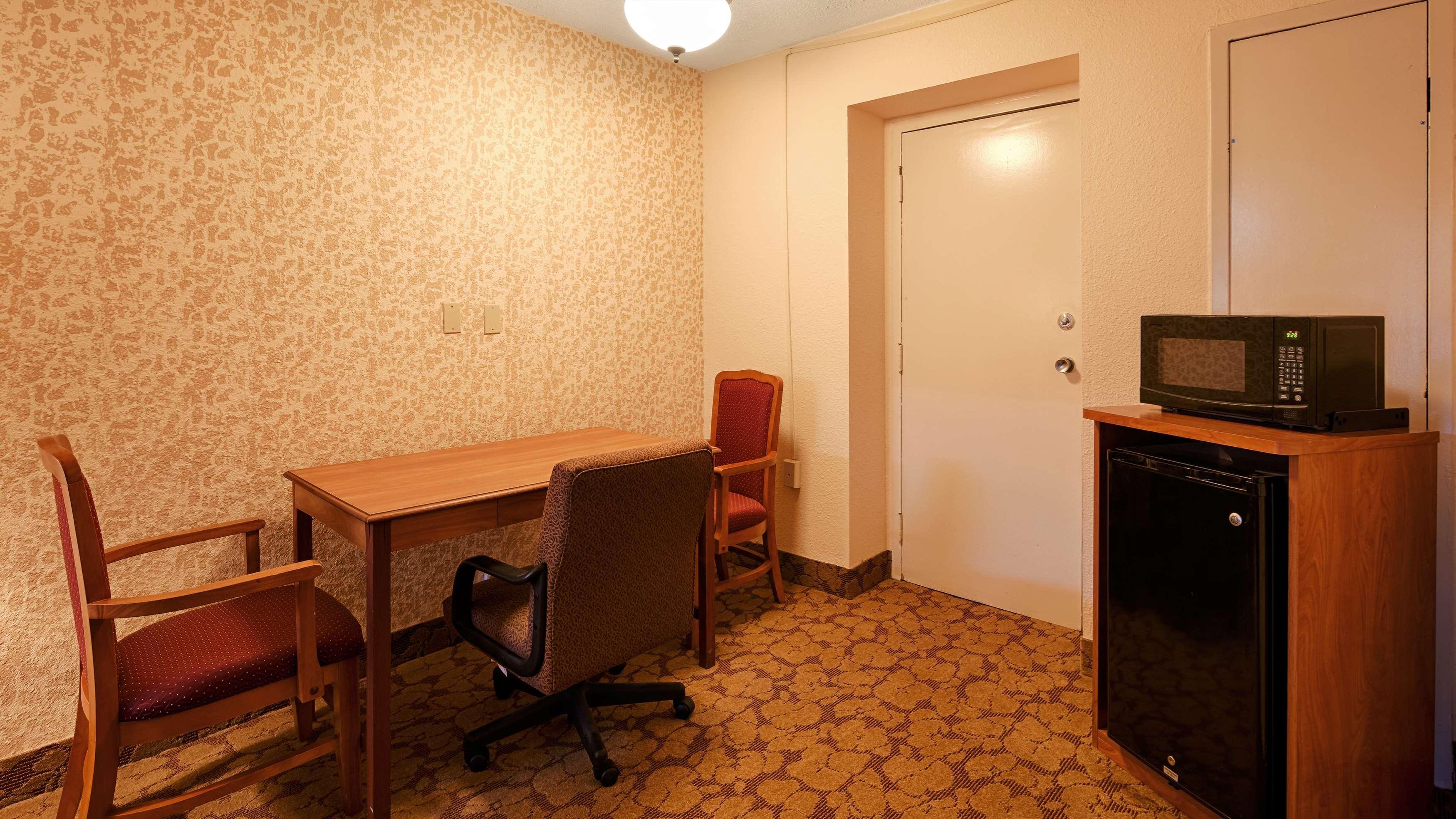 Best Western Tulsa Airport מראה חיצוני תמונה