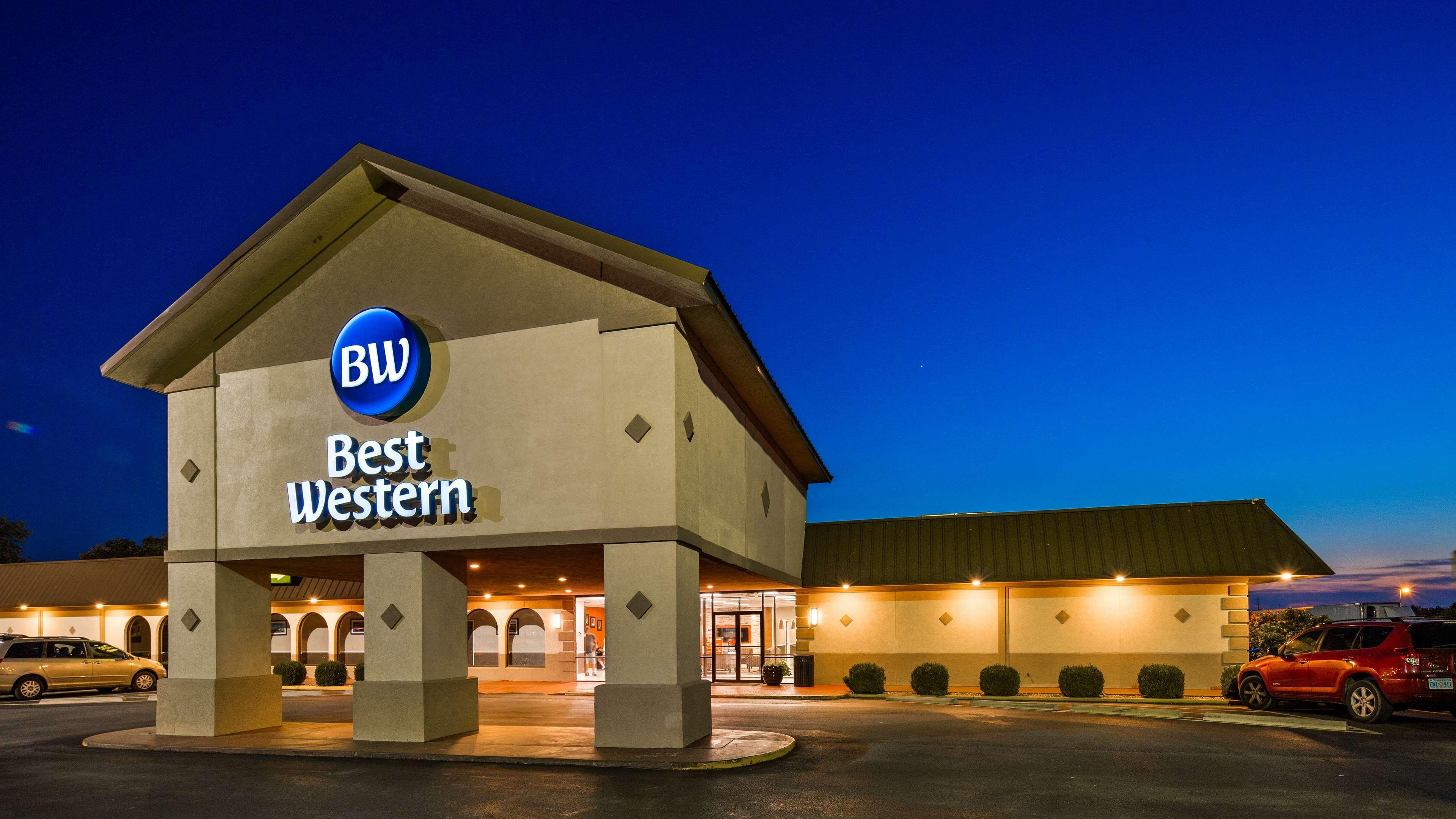 Best Western Tulsa Airport מראה חיצוני תמונה