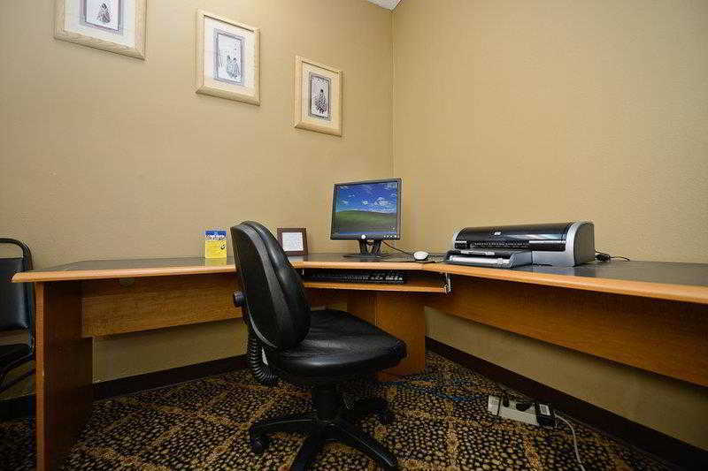 Best Western Tulsa Airport מראה חיצוני תמונה